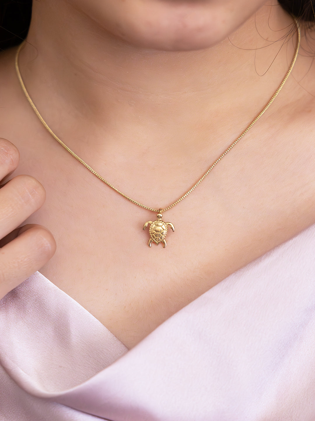 Turtle Charm Brass Necklace (Anti Tarnish)
