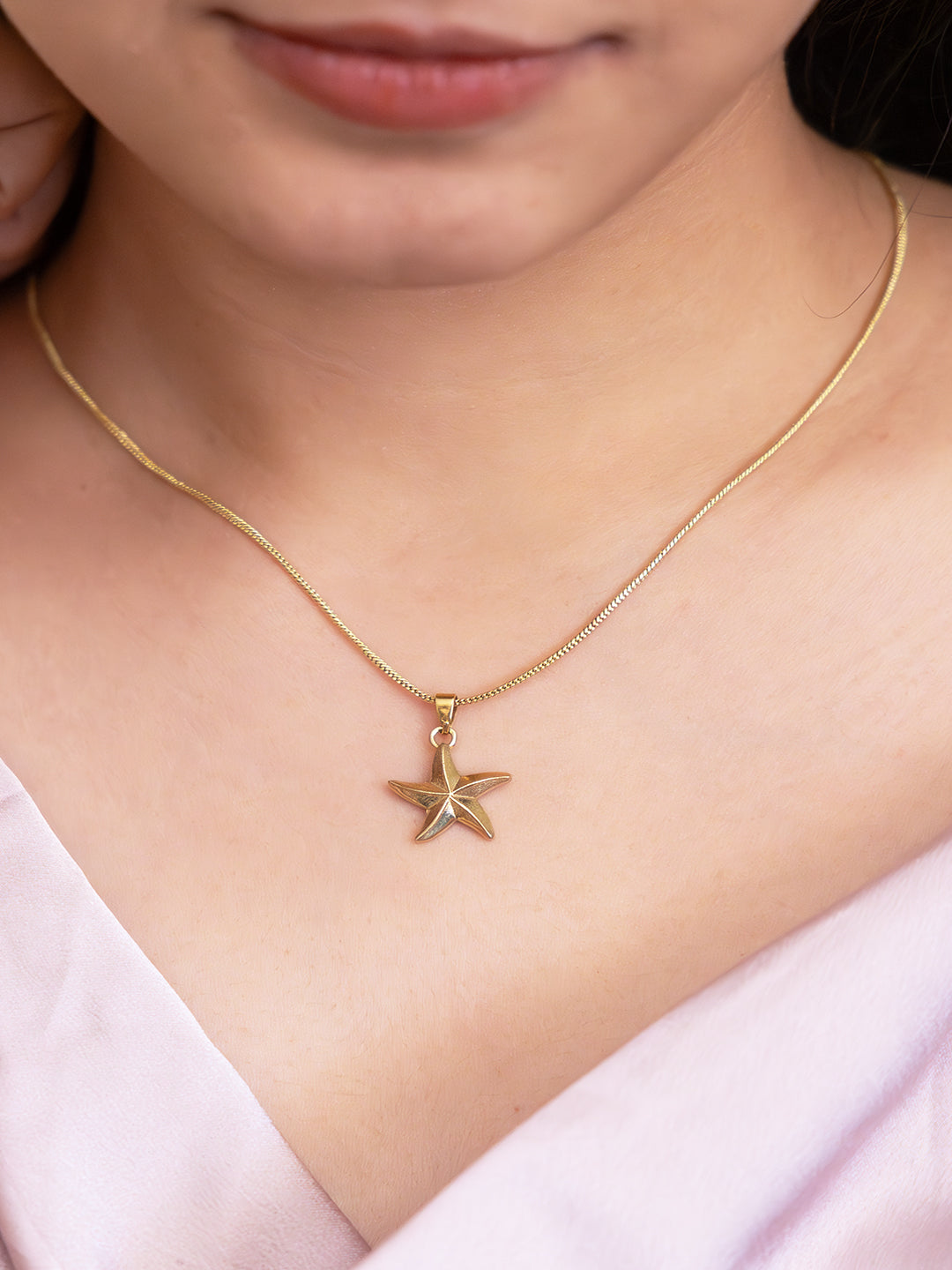 Aurelia Starfish Brass Necklace (Anti Tarnish)