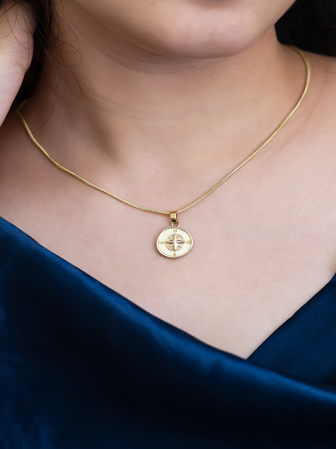 Compass Halo Brass Necklace (Anti Tarnish)