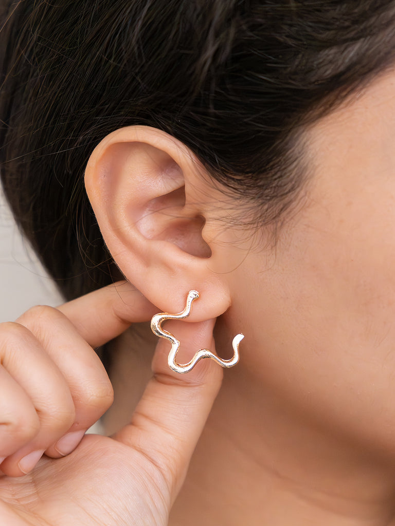 Soft Wave Earring