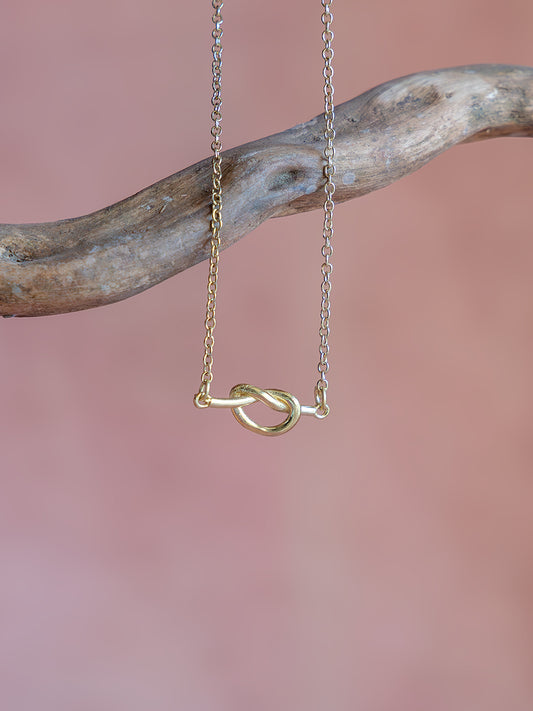 Promise Loop Brass Necklace (Anti Tarnish)
