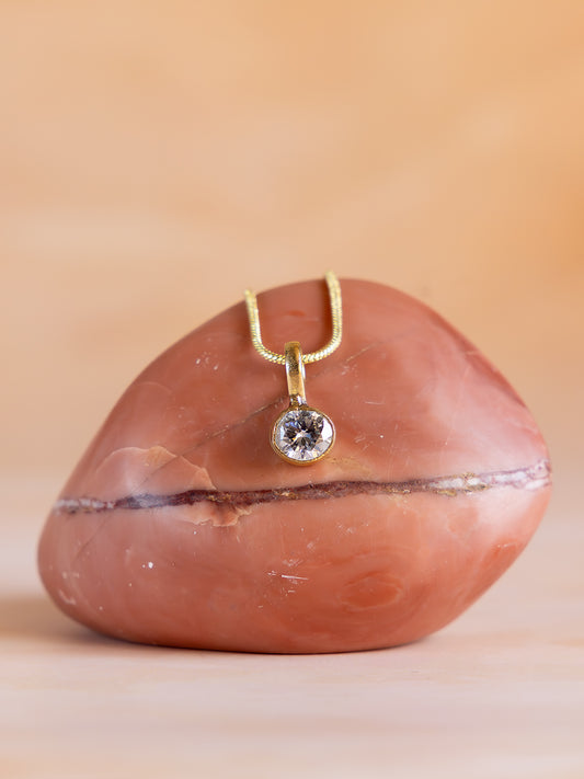 Solitaire Spark Pendant Brass Necklace (Anti Tarnish)