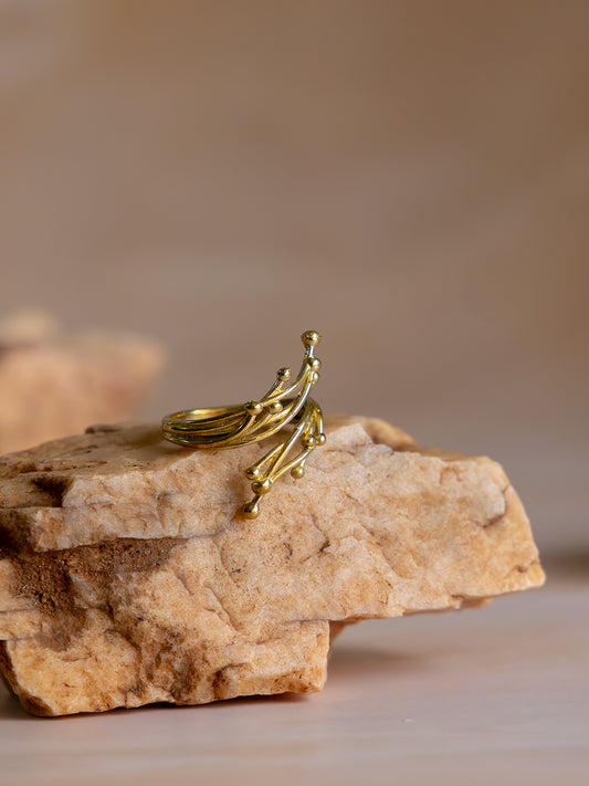 Cascade Dot Brass Adjustable Ring (Anti Tarnish)