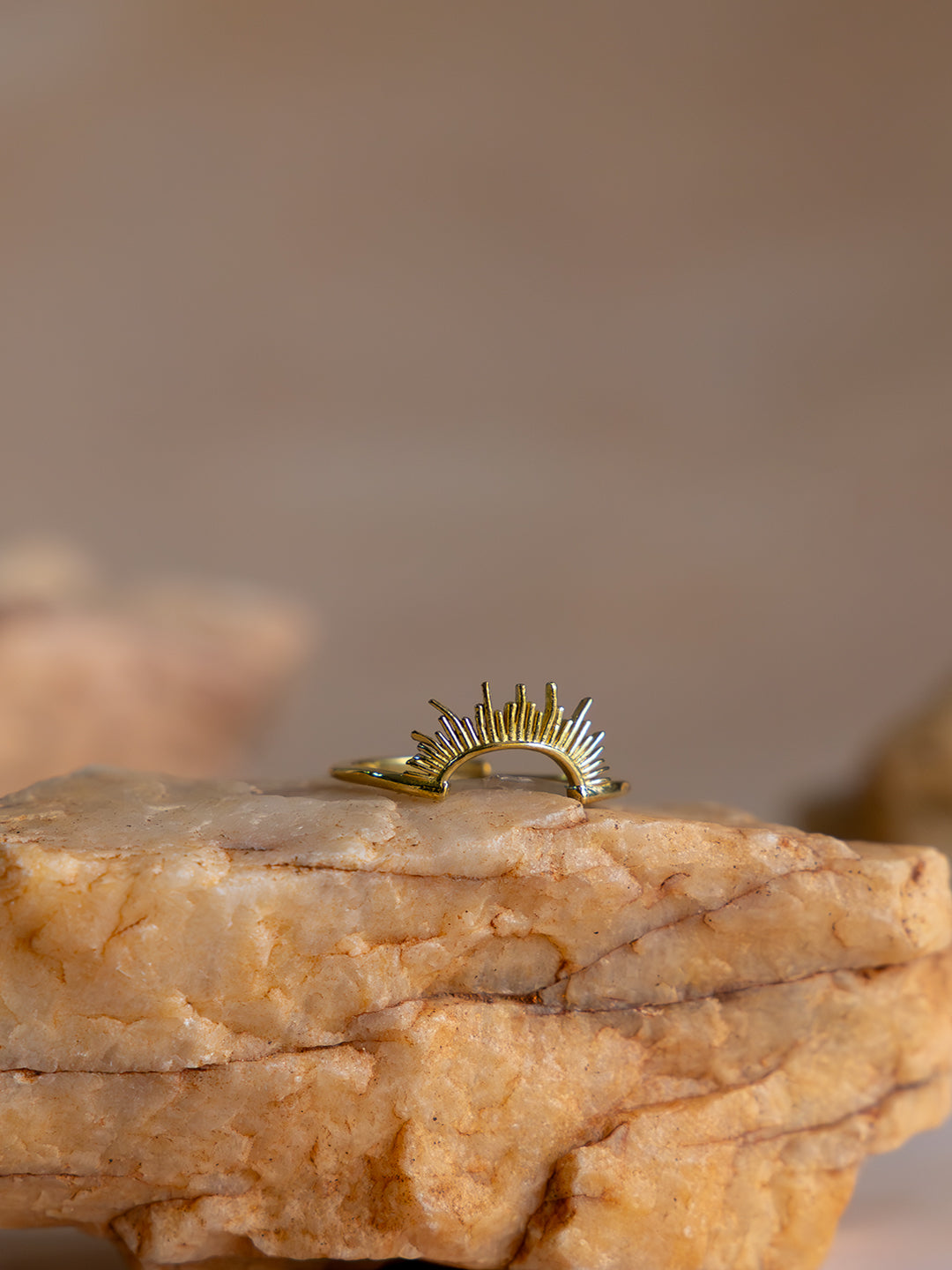 Sunrise Arc Ring Brass Ring (Anti Tarnish)