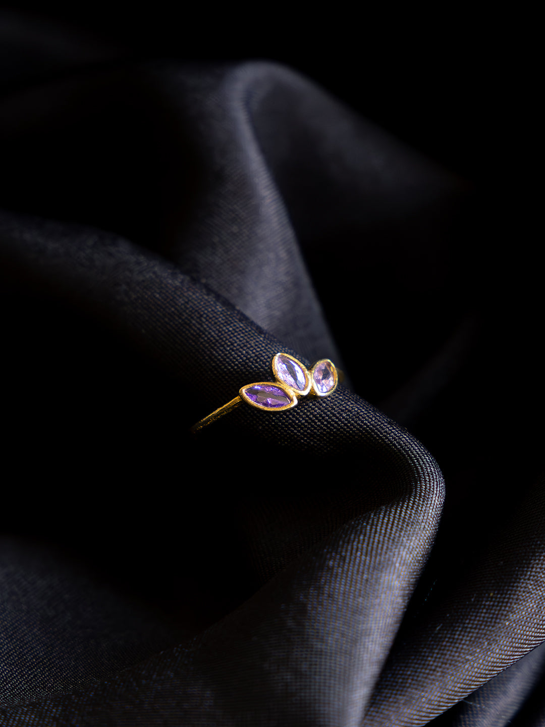 Lily Petal Brass Adjustable Ring (Anti Tarnish)