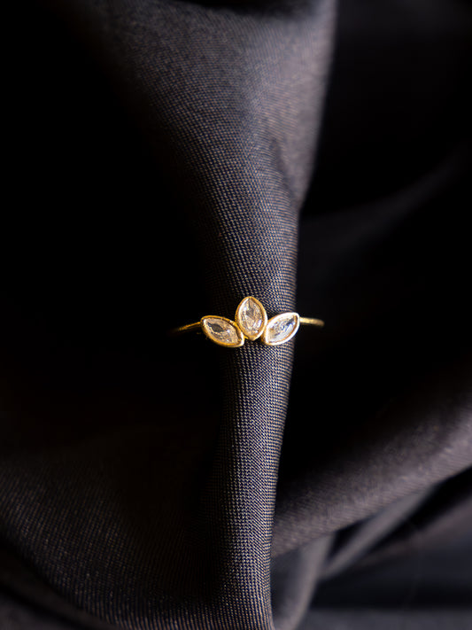 Lily Petal Brass Adjustable Ring (Anti Tarnish)