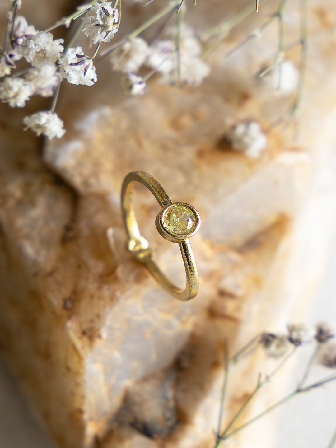 Aura Bezel Ring Brass Adjustable Ring Valentine (Anti Tarnish)