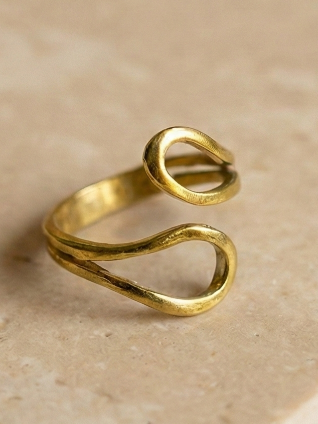 Fluid Form Brass Ring (Anti Tarnish)