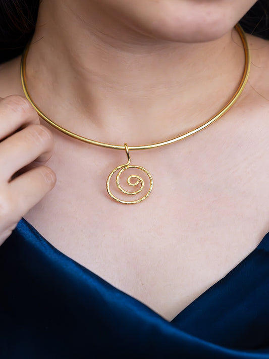 Solar Swirl Brass Adjustable Choker (Anti Tarnish)