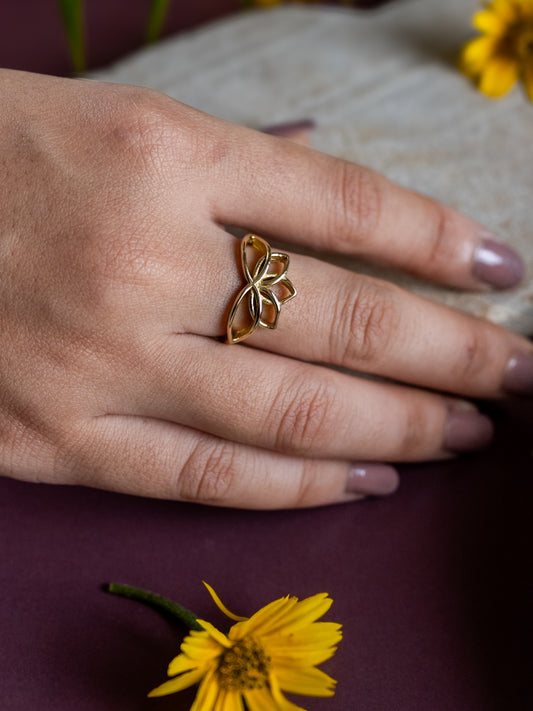 Lotus Brass Ring Adjustable (Anti Tarnish)