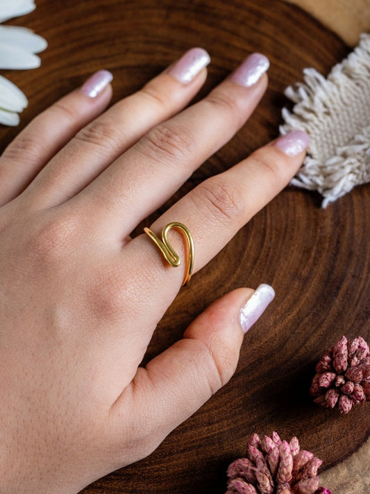 Curve Loop Brass Ring Adjustable (Anti Tarnish)