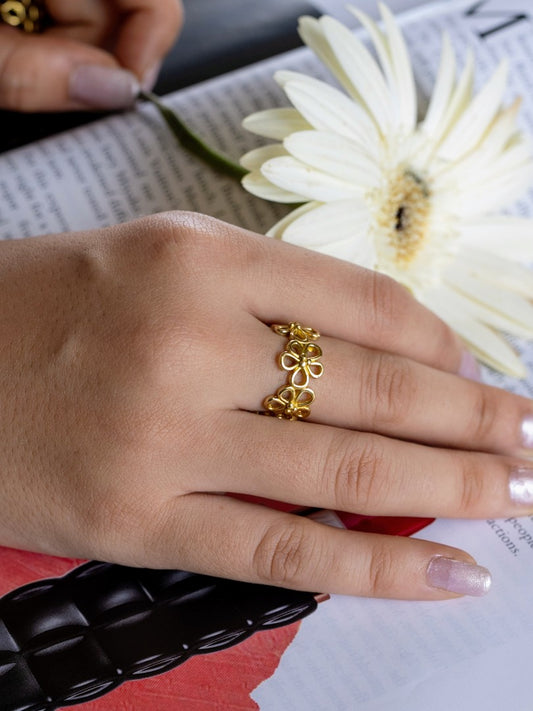 Mini Bloom Brass Ring Adjustable (Anti Tarnish)