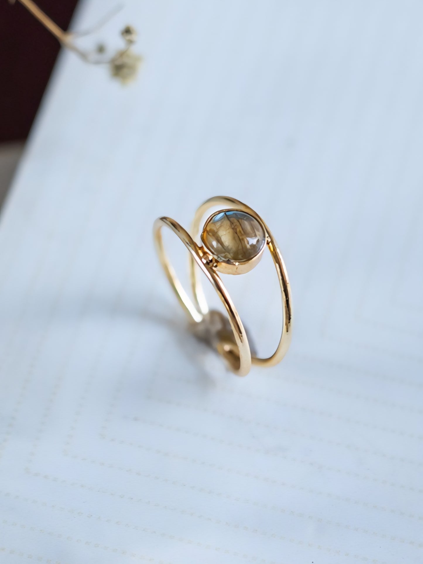 Black Rainbow Labradorite Crystal Brass Adjustable Ring (Anti Tarnish)