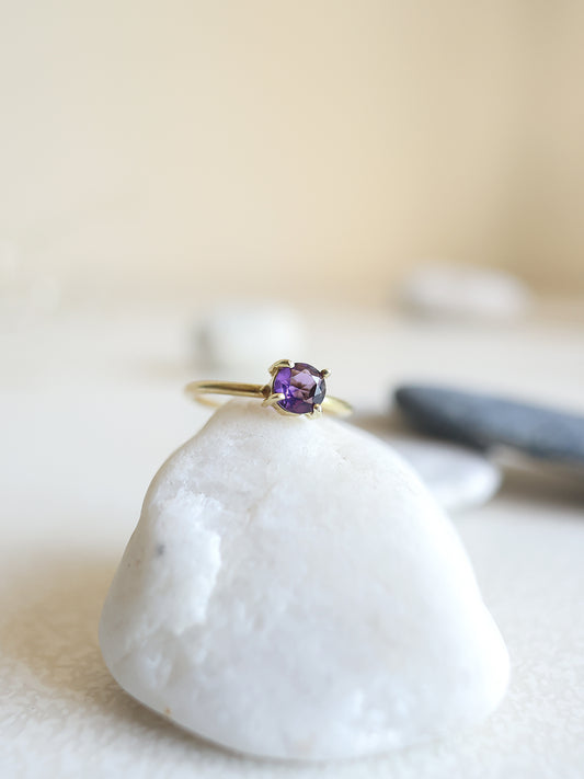 Amora Violet Brass Ring (Anti Tarnish)