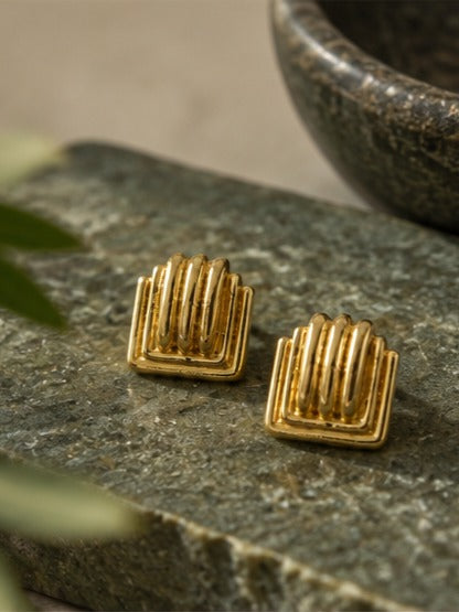 Sunlit Gold Earring