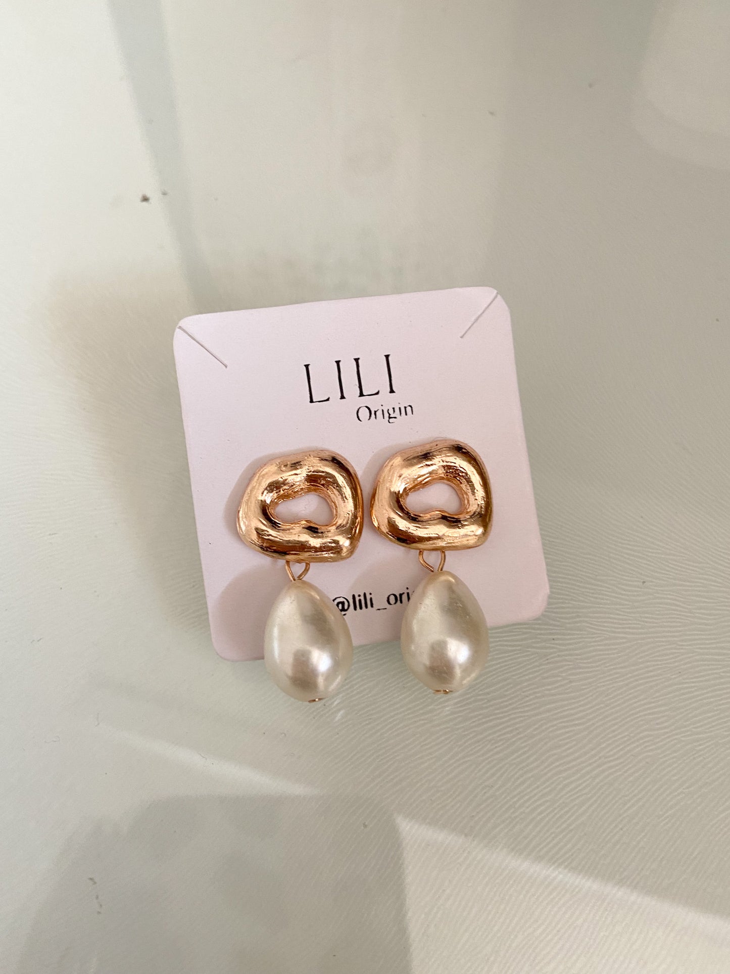 Pearl Drop Earring - Lili-Origin