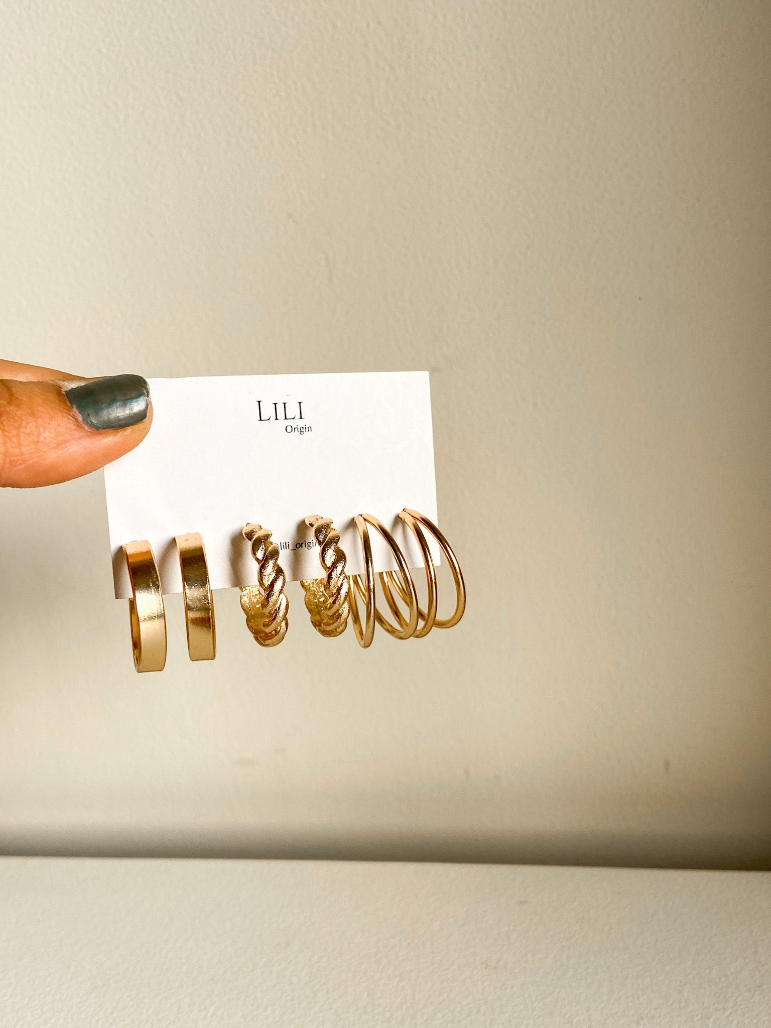 3 pairs Minimal Hoop Earrings - Lili-Origin