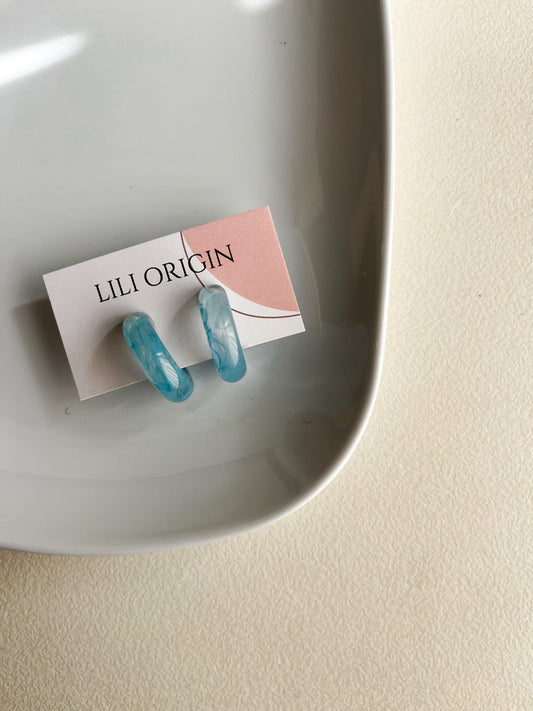 Blue Resin Hoop Earring - Lili-Origin